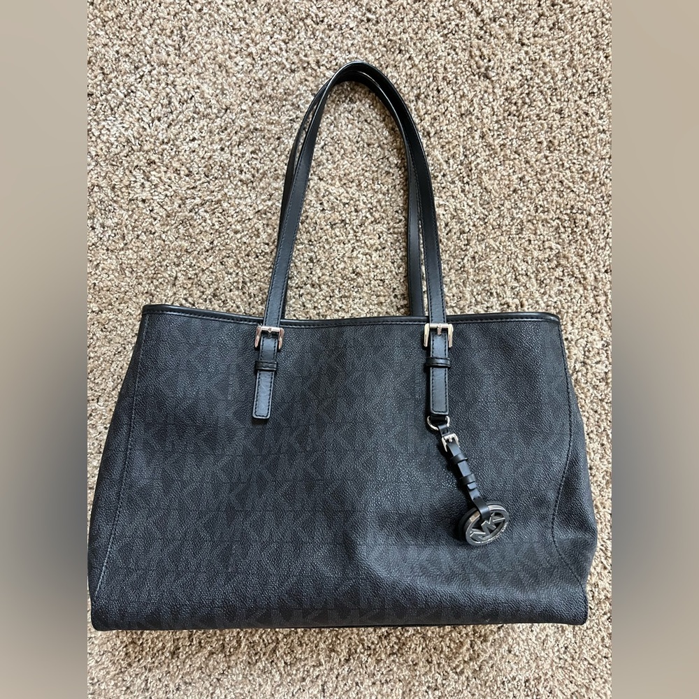 Michael Kors Jet Set PVC/Genuine Leather East/West Travel TOTE (Black) - Picture 6 of 14